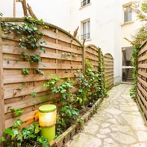 Montonnerre Avec Terrasse Proche Necker Et Montparnasse Paris